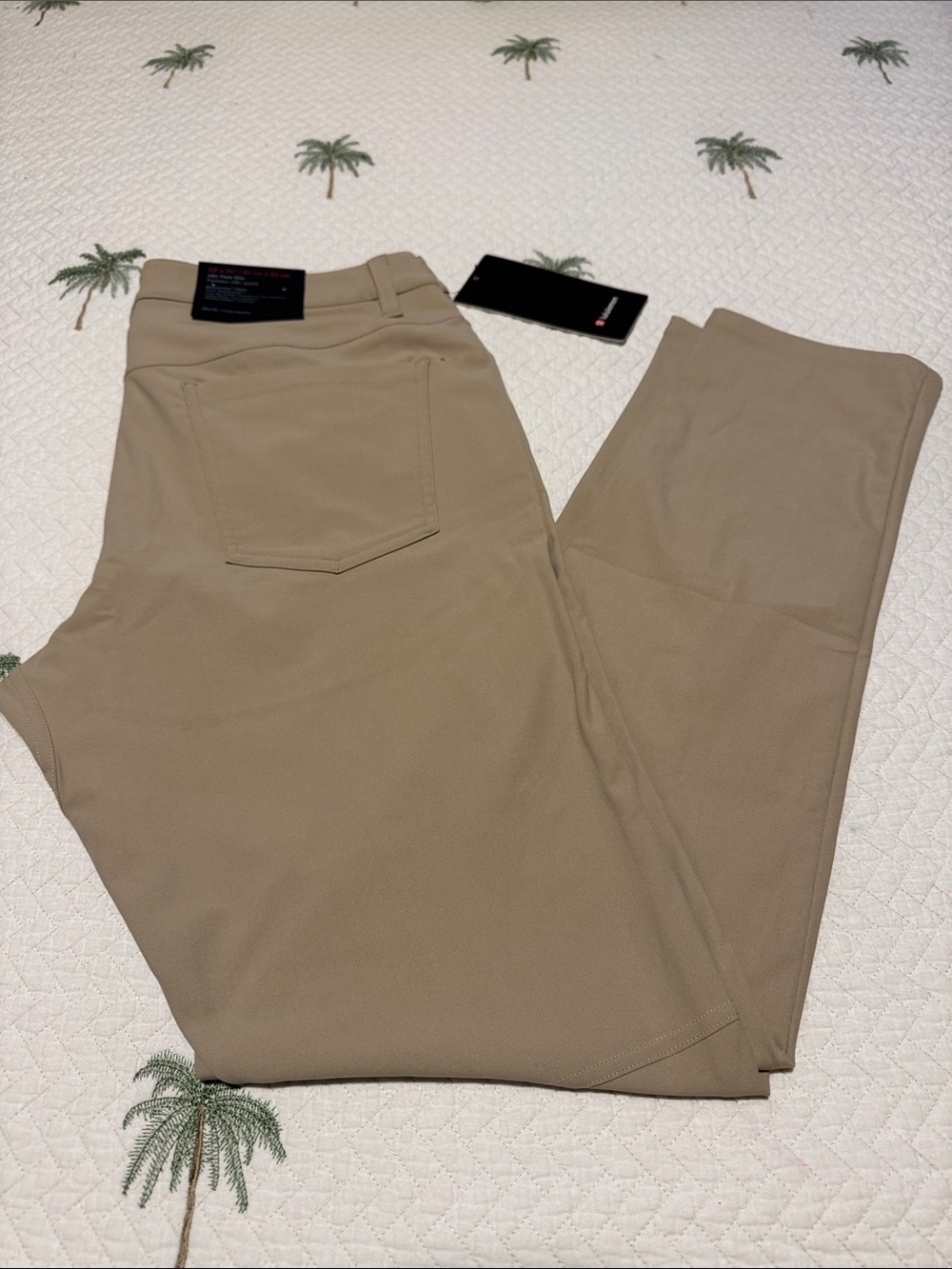 lululemon athletica Men's Khaki Stretch Chinos